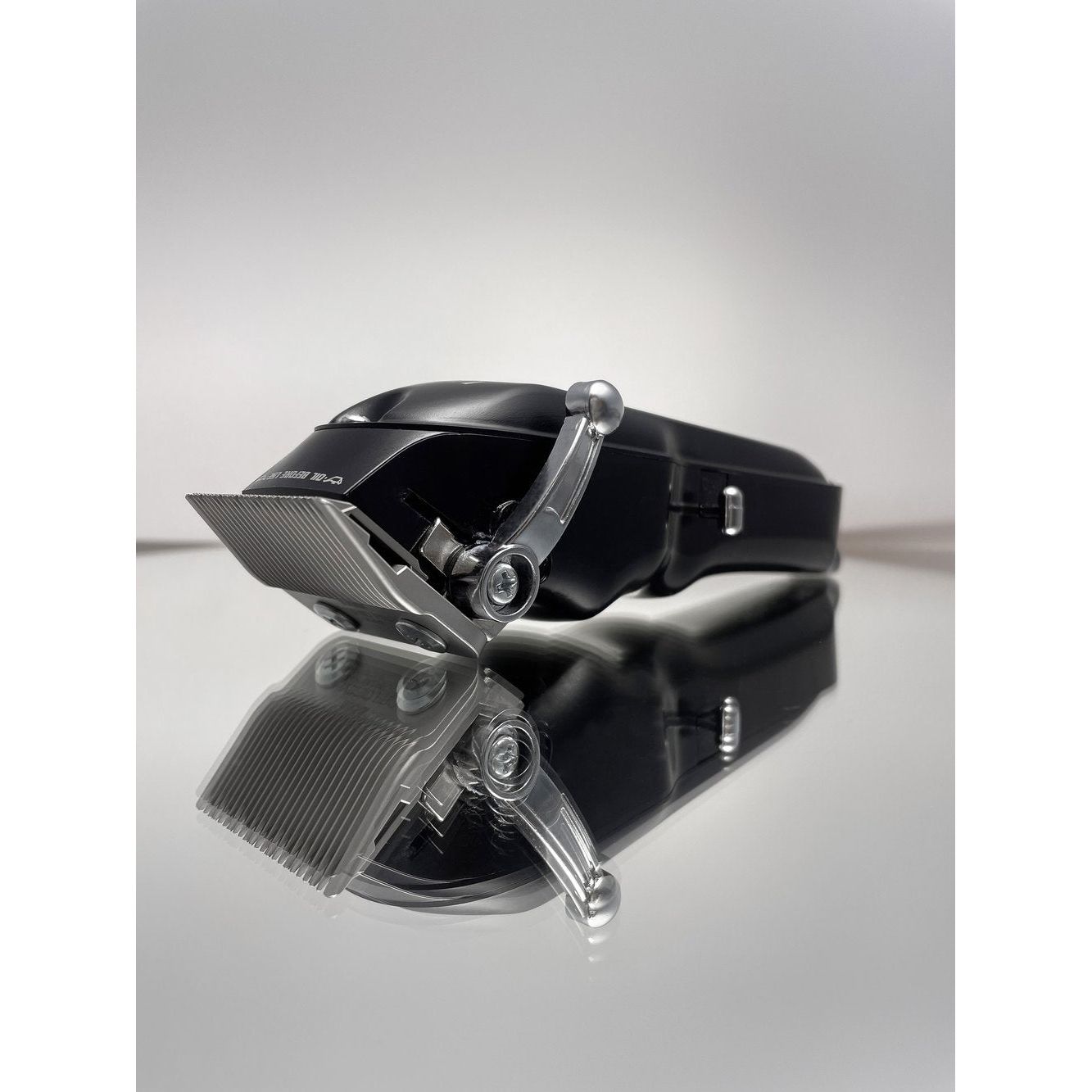 Kyone Ultima Hybrid PRO-tondeuse